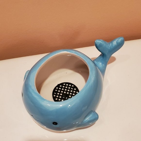 Whale Planter, Ceramic Animal Plant Pot, Succulent Planter 6" - Picture 4 of 6